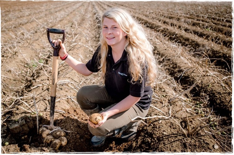 Merren Lewendon, Agronomy Operative, Branston